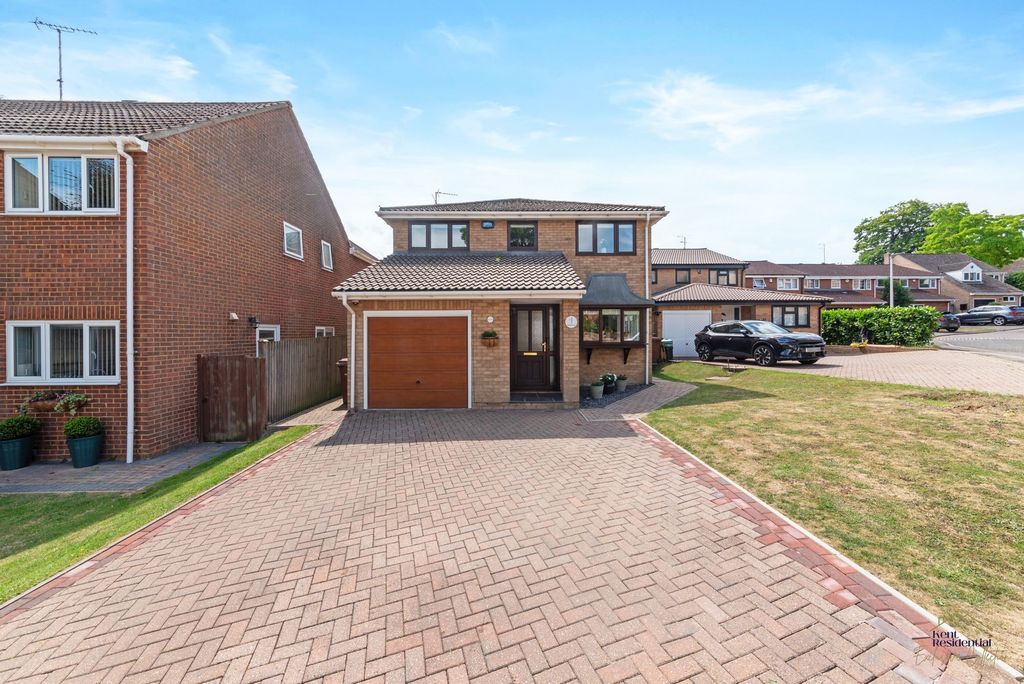 Property photo 1 of 30