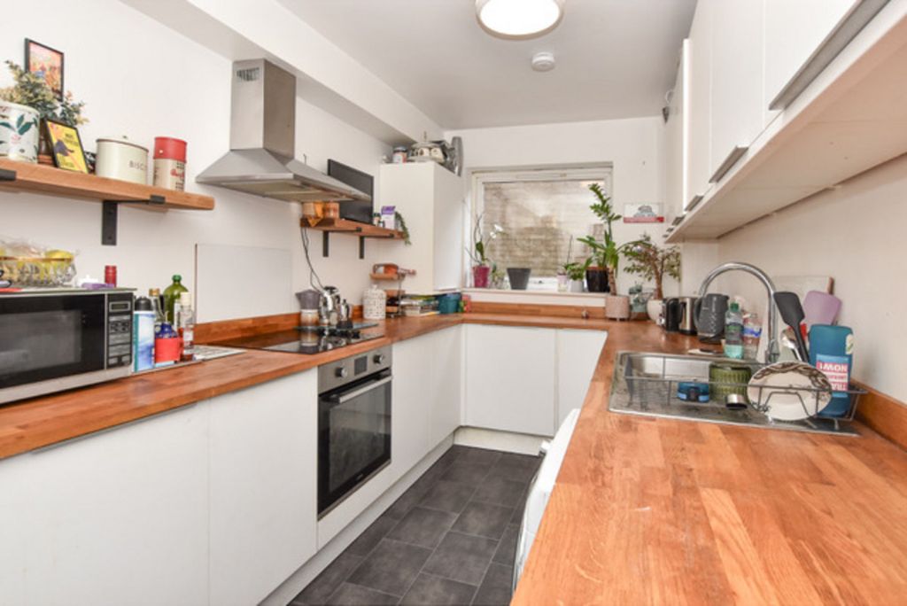 Property photo 3 of 20