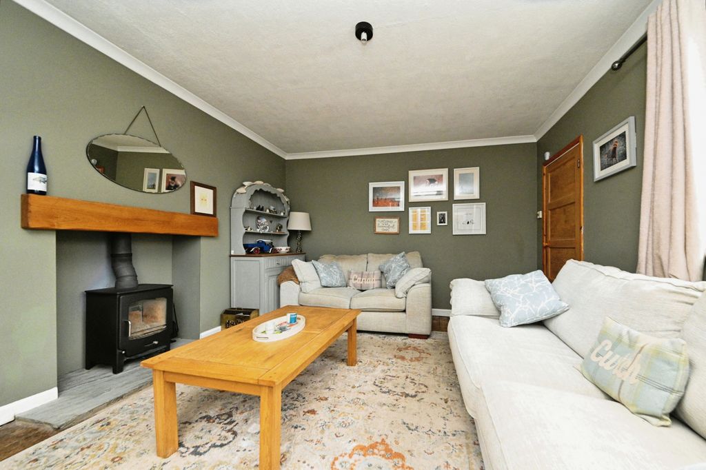 Property photo 3 of 23 8805