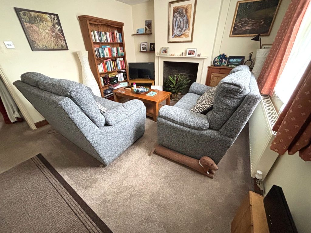 Property photo 2 of 9 Picture 2