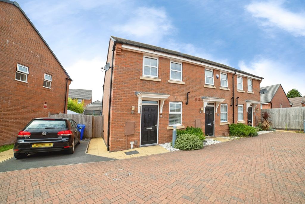 Property photo 1 of 18 Pbox-Img.Jpg