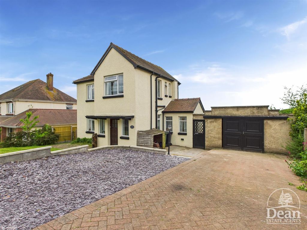 Property photo 1 of 19