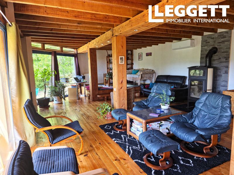 Property photo 3 of 10