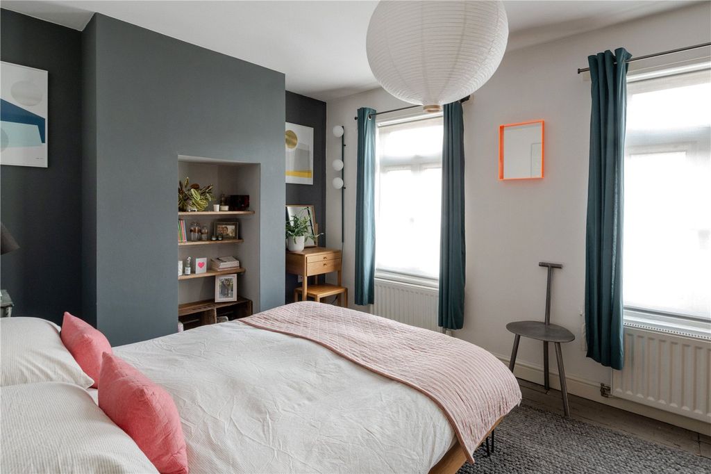 Property photo 3 of 11 Picture No. 08