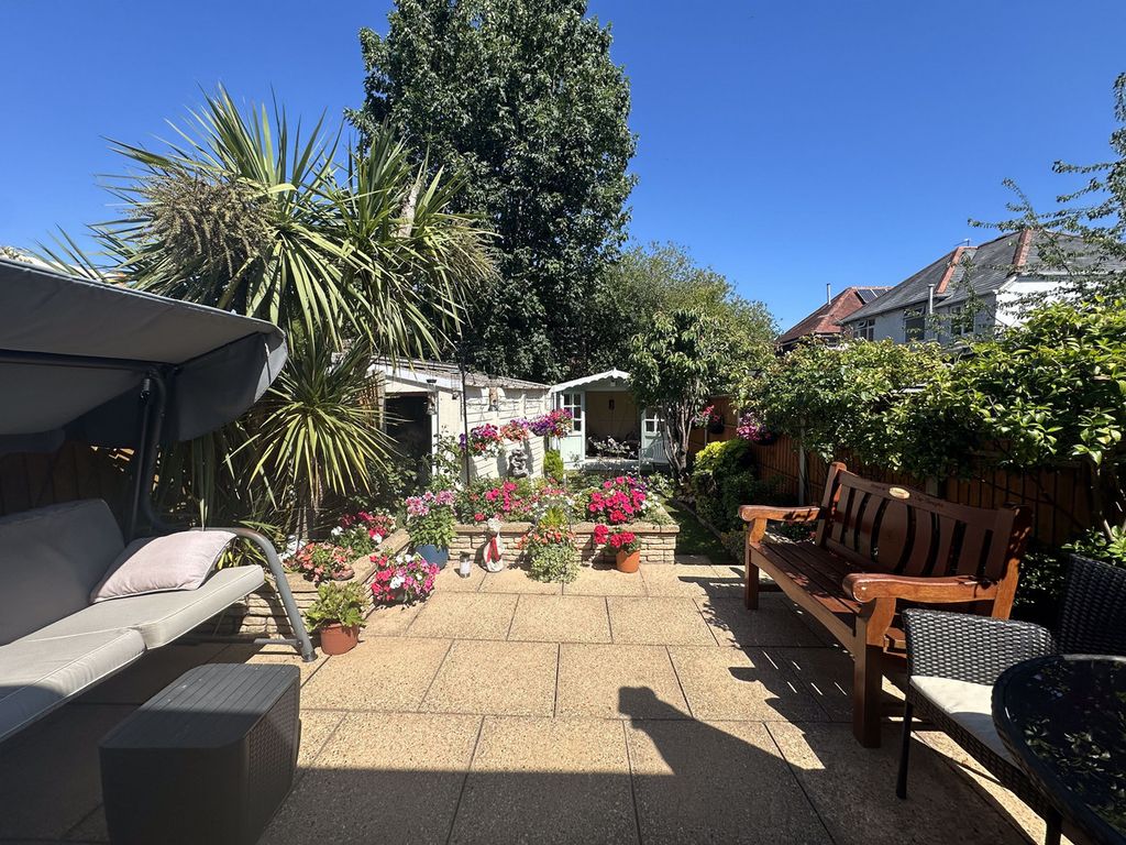 Property photo 3 of 13