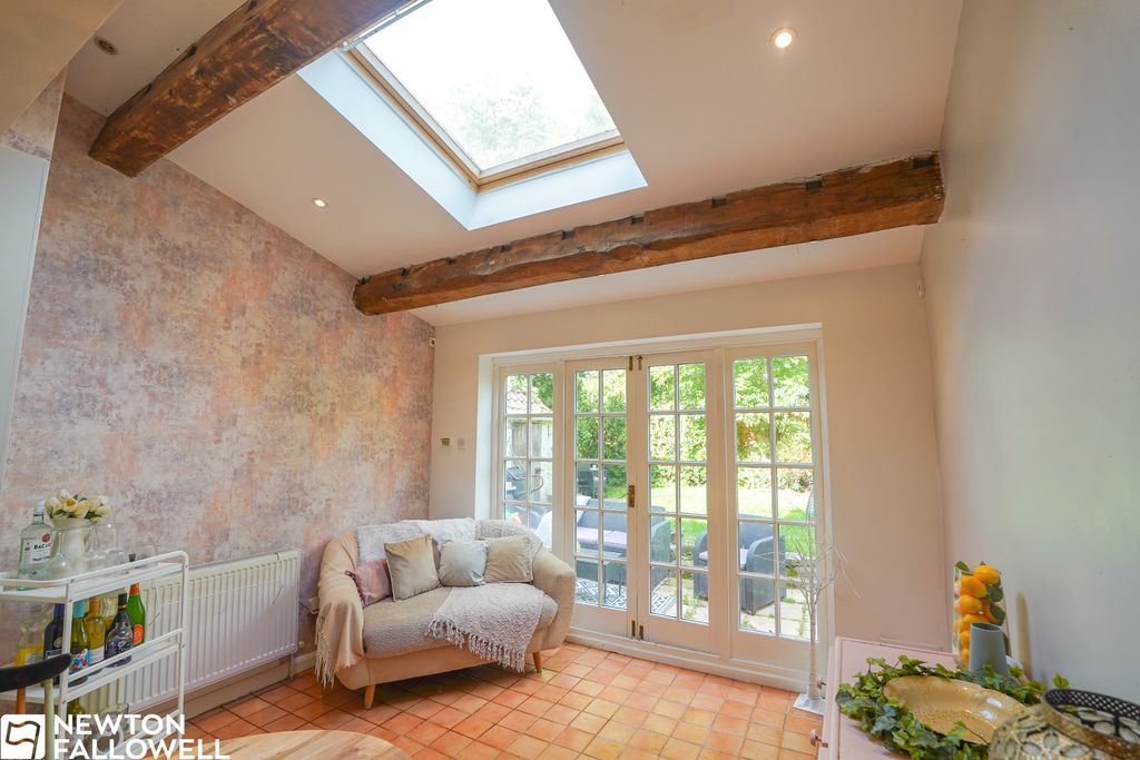 Property photo 3 of 24