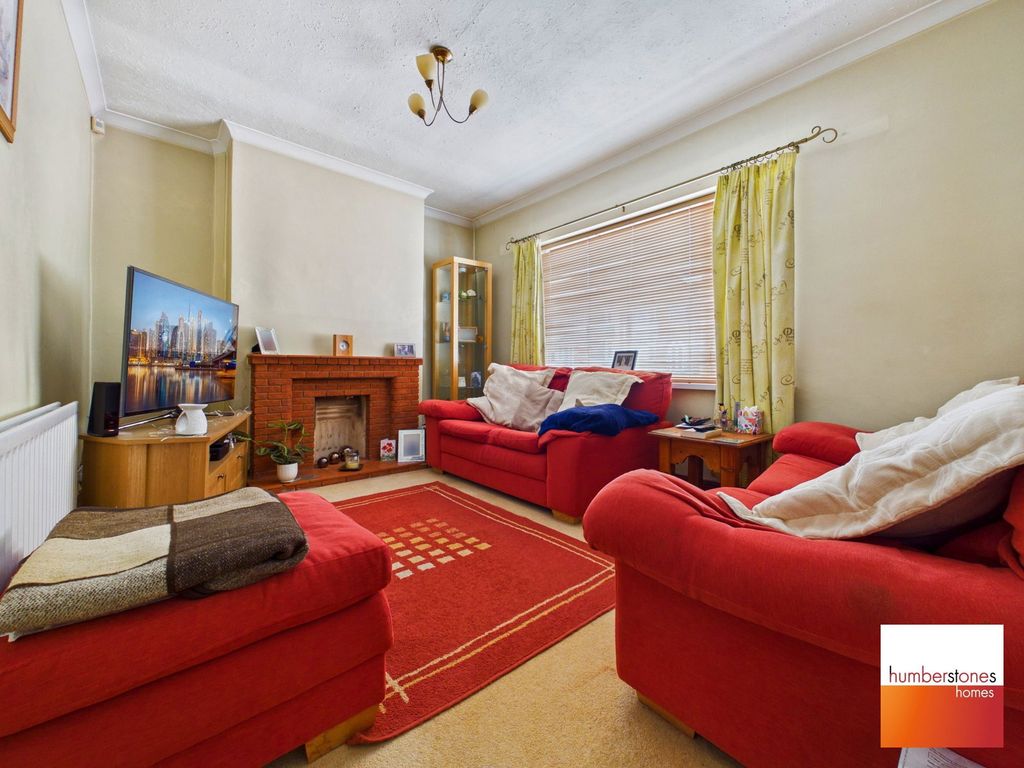 Property photo 2 of 14