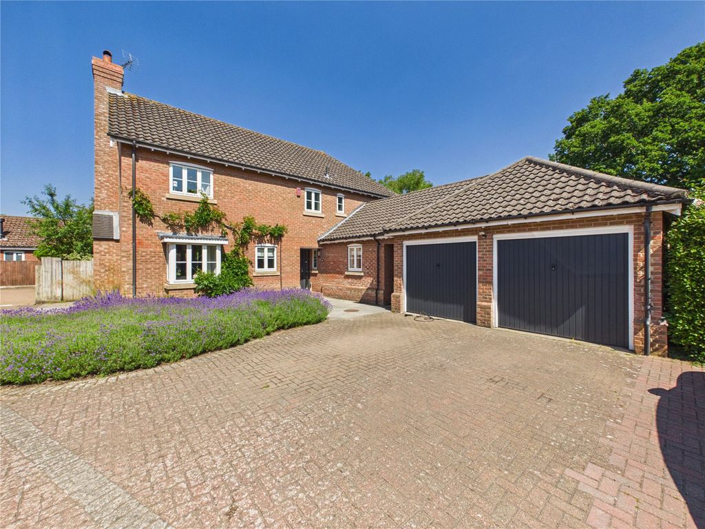 4 bed detached house for saleBucklesham Road, Purdis Farm, Ipswich, Suffolk IP3