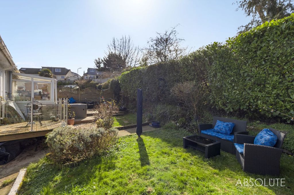 Property photo 3 of 21