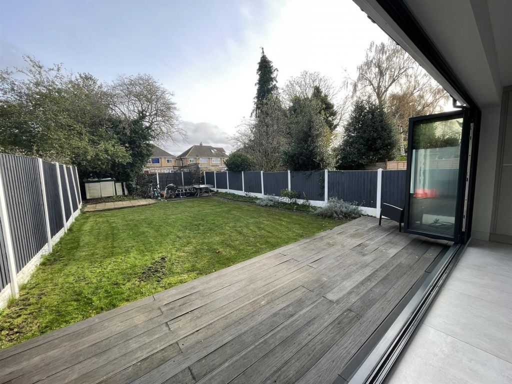 Property photo 2 of 13 3Â Bedroom Terraced For Rent