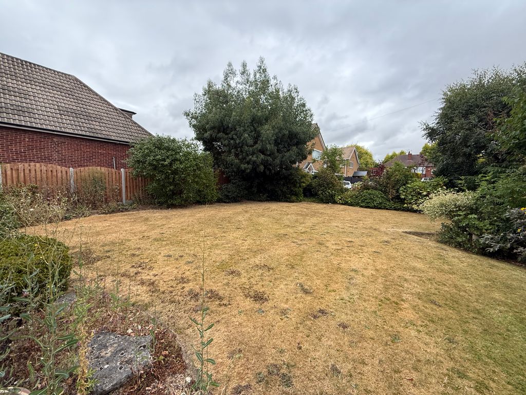 Property photo 3 of 24