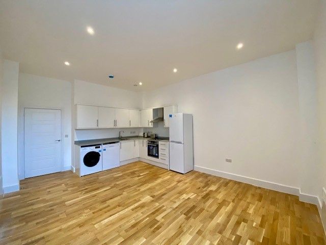 Property photo 2 of 7 Living Room