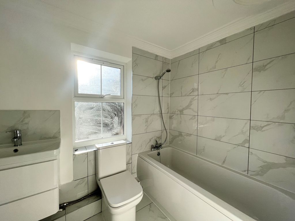 Property photo 3 of 7 View