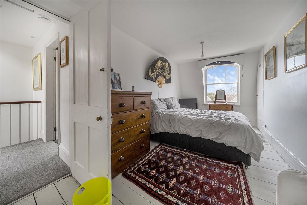 Additional image 12 of 6 bed terraced house for saleOrwell Road, Harwich CO12