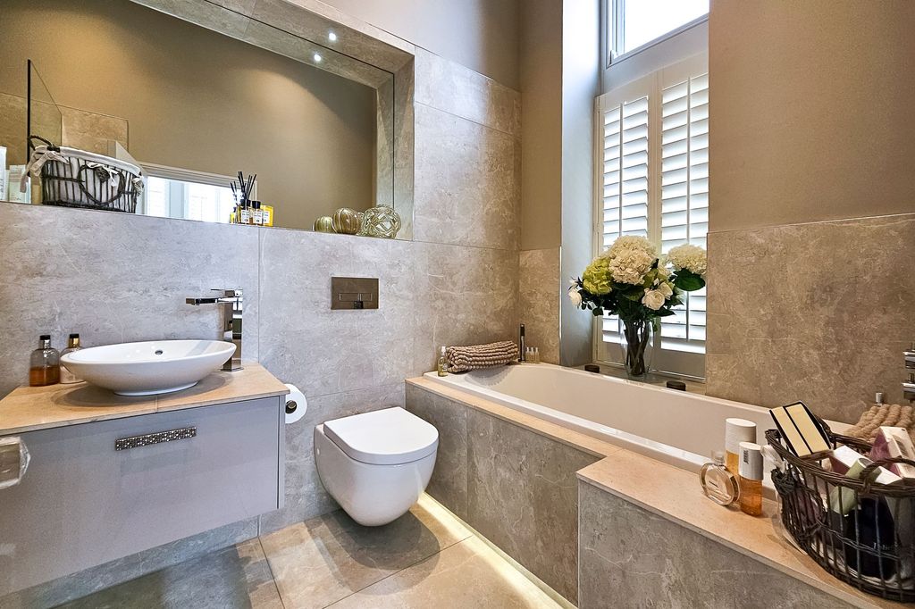 Additional image 18 of 2 bed flat for saleVictoria Avenue, 21 Victoria Avenue HG1
