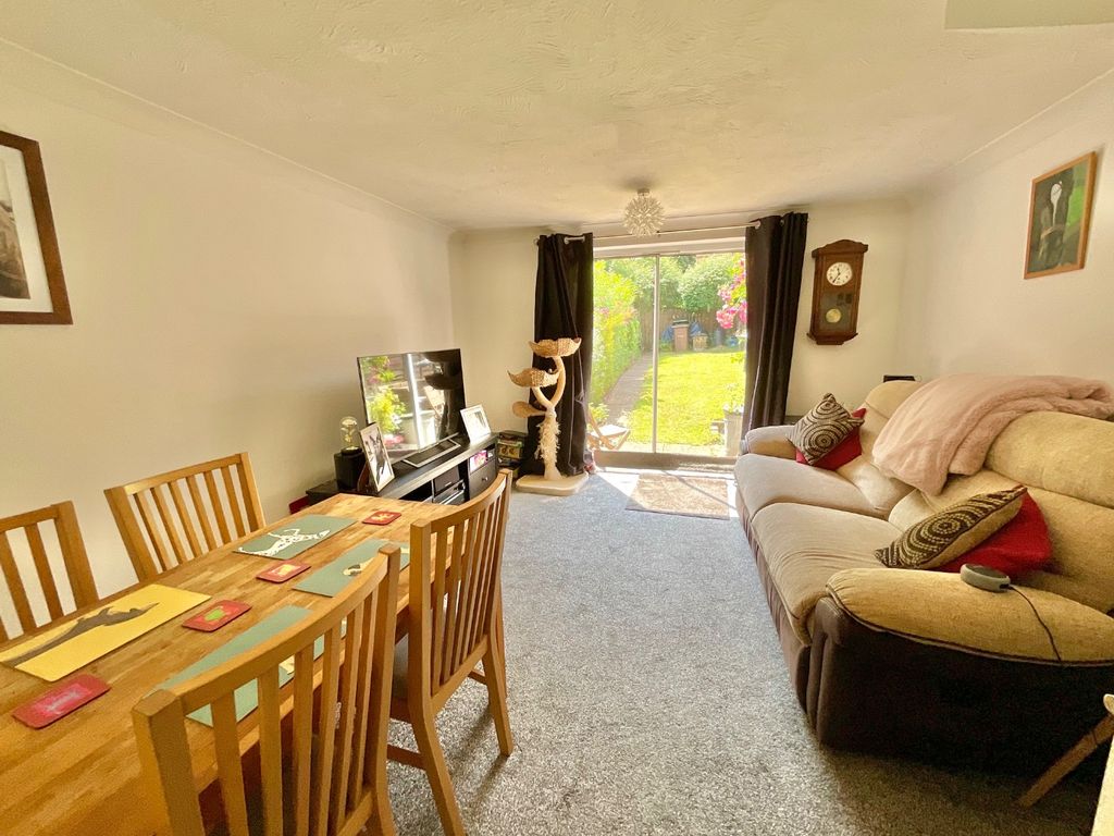 Property photo 2 of 21 4210145