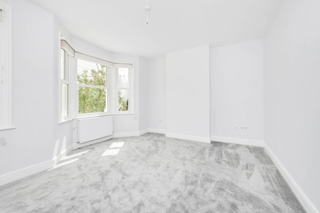 Property photo 1 of 14 7