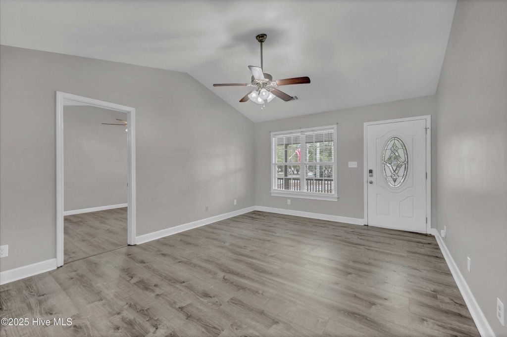 Property photo 3 of 25 <Alttext/>