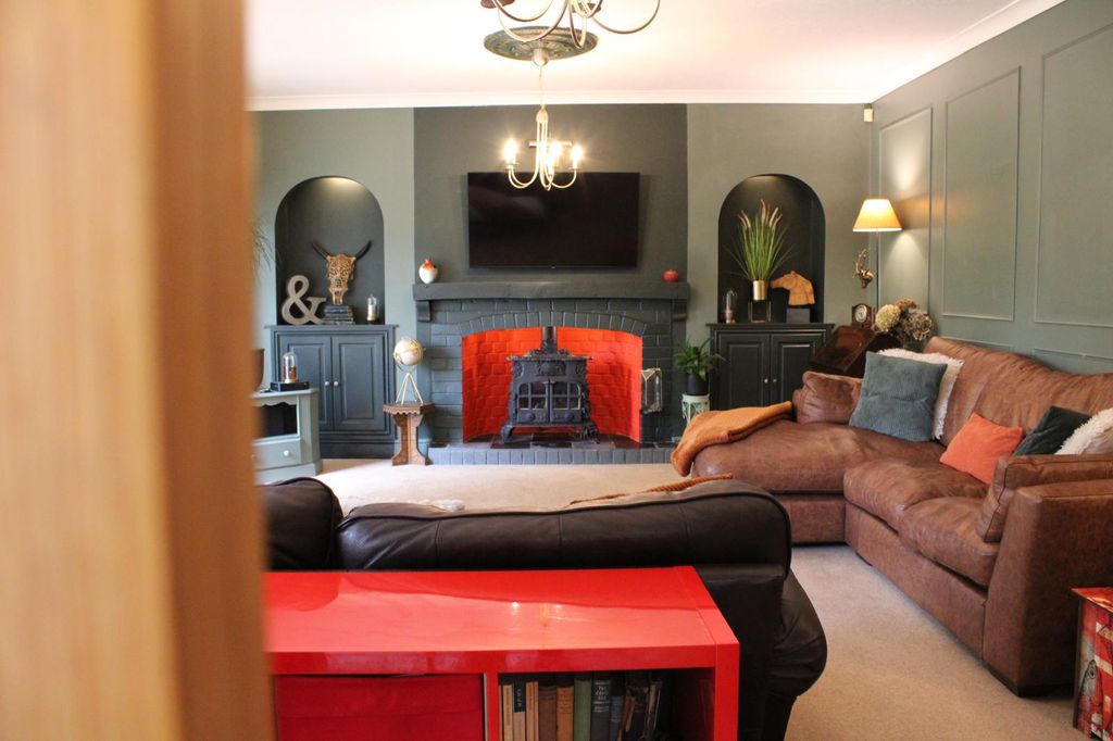 Property photo 2 of 42 Reception Room