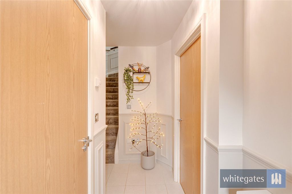 Property photo 2 of 43 Picture No. 02