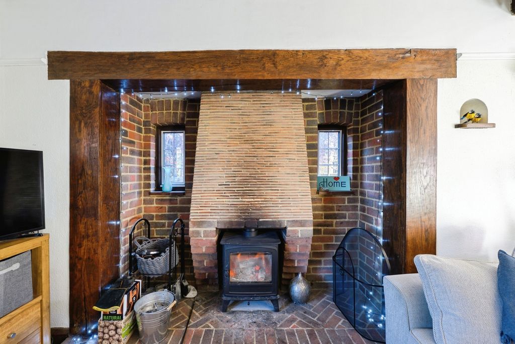 Property photo 3 of 19 Pbox-Img.Jpg