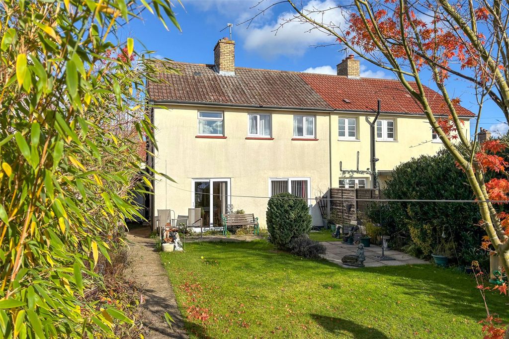 Property photo 3 of 18 Picture No. 23