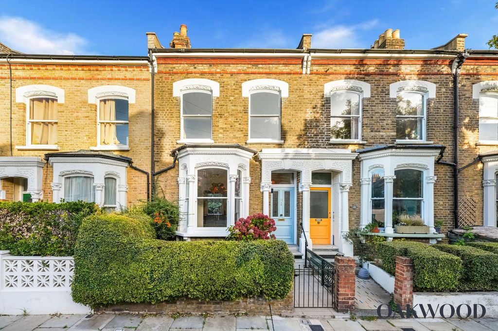 Property photo 1 of 19