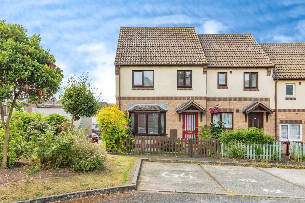 Property photo 1 of 17