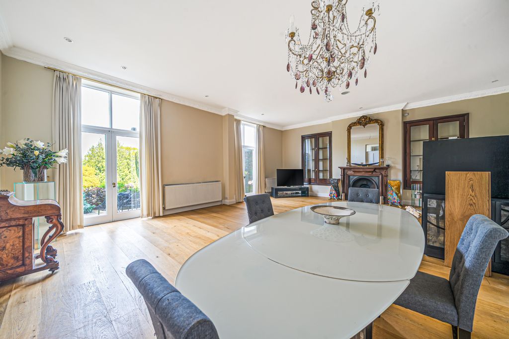 Property photo 3 of 20 Picture No. 16