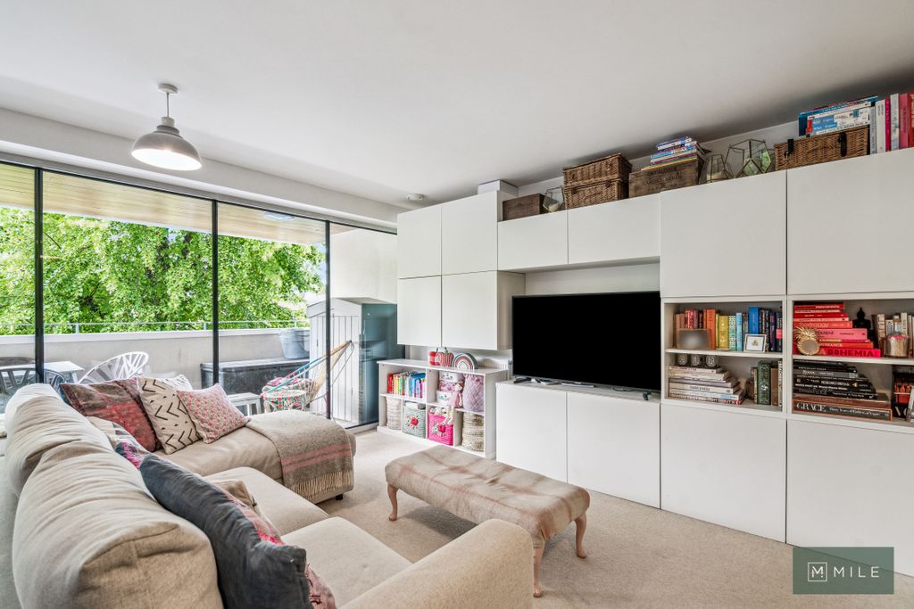 Property photo 2 of 16 10-W