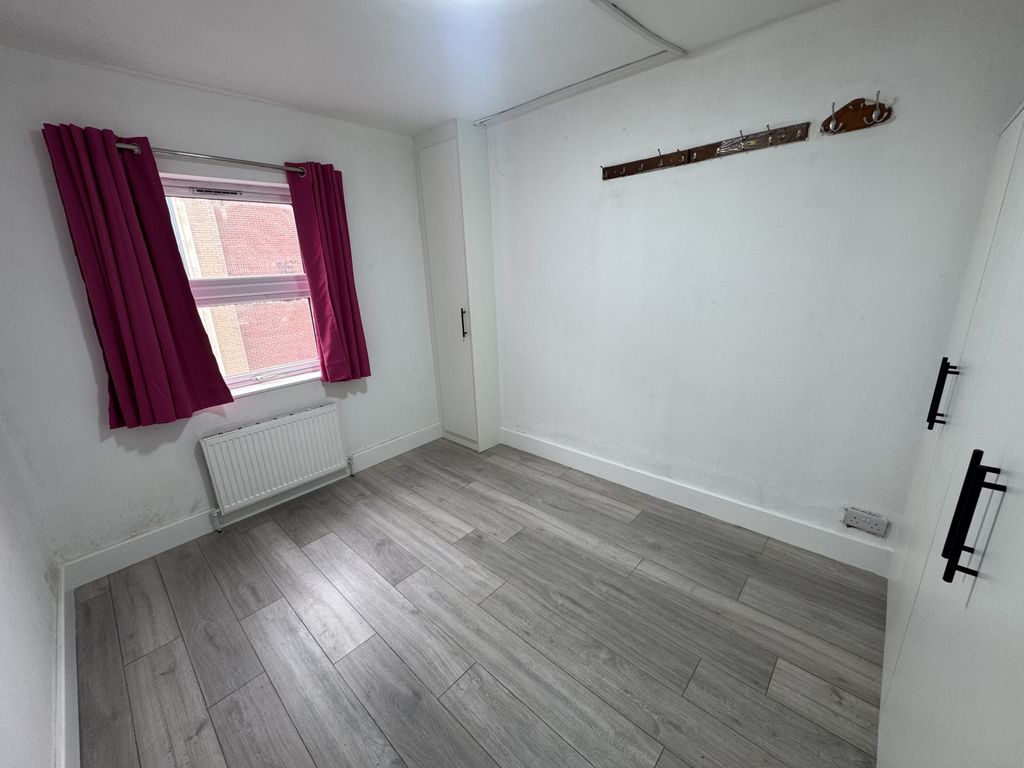 Property photo 3 of 4 Gallery