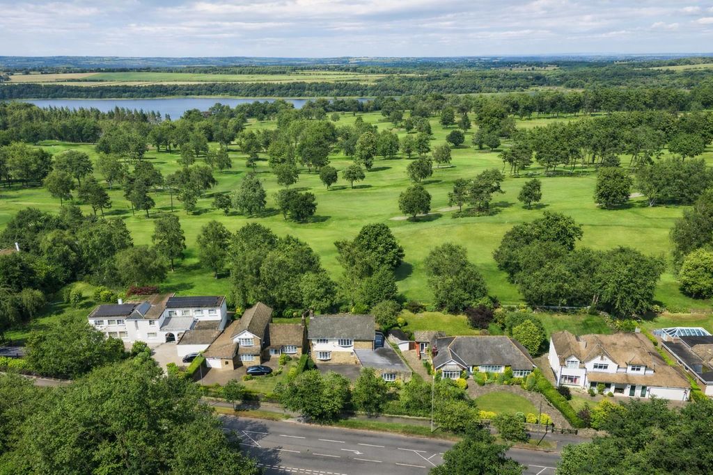 Property photo 1 of 15 Efe51cd7-99B5-43Ea-8F30-75E6E98c85A9.Png