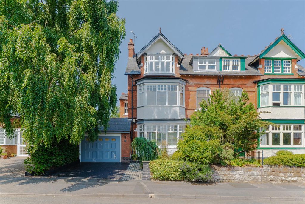 Property photo 1 of 50 Approach