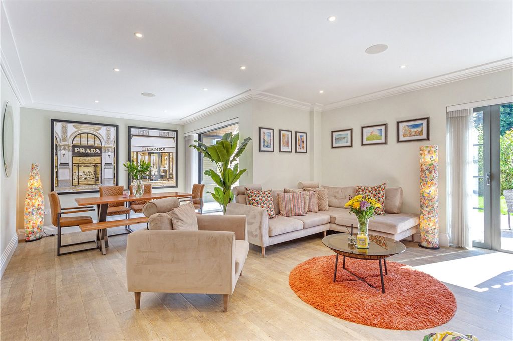 Property photo 3 of 20 Picture No. 17