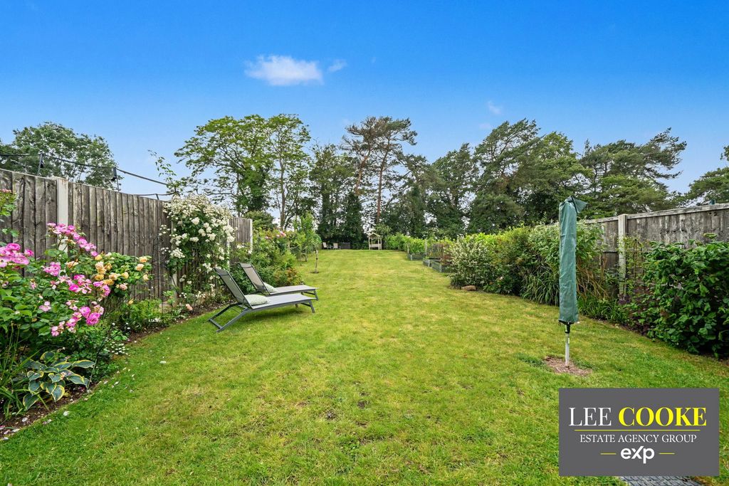 Property photo 3 of 40