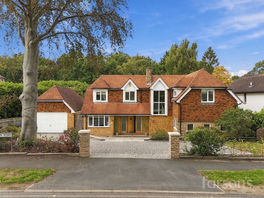 Property photo 1 of 39