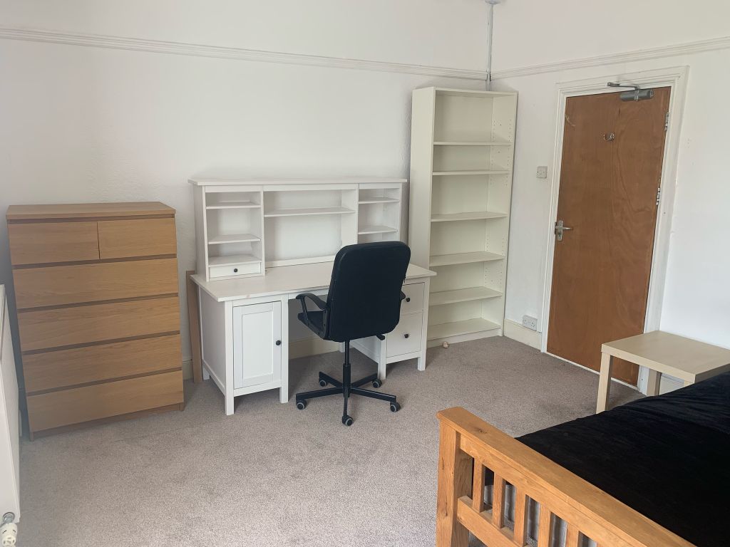 Property photo 3 of 10