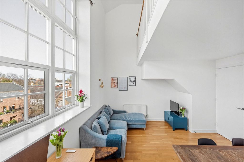 Property photo 3 of 12 Picture No. 25