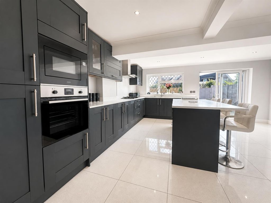 Property photo 2 of 10 Kitchen/Diner