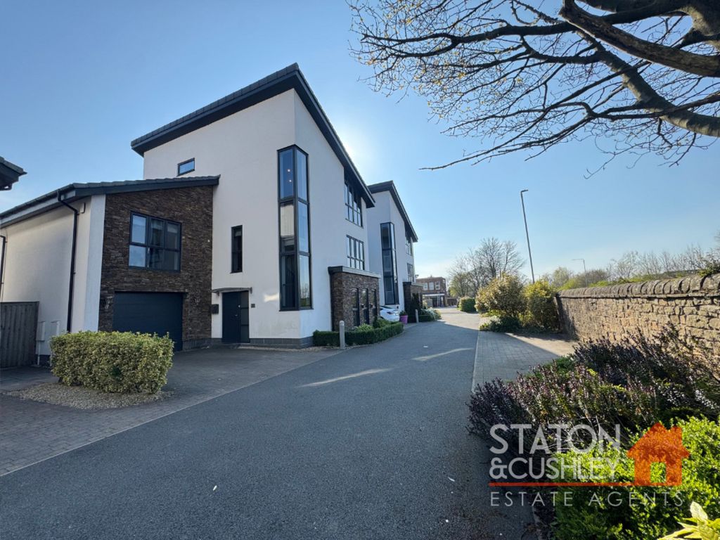 Property photo 1 of 49