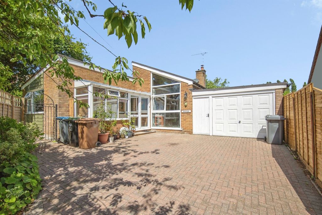 Property photo 1 of 19