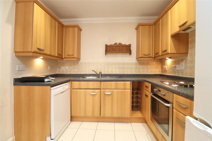 Property photo 3 of 9
