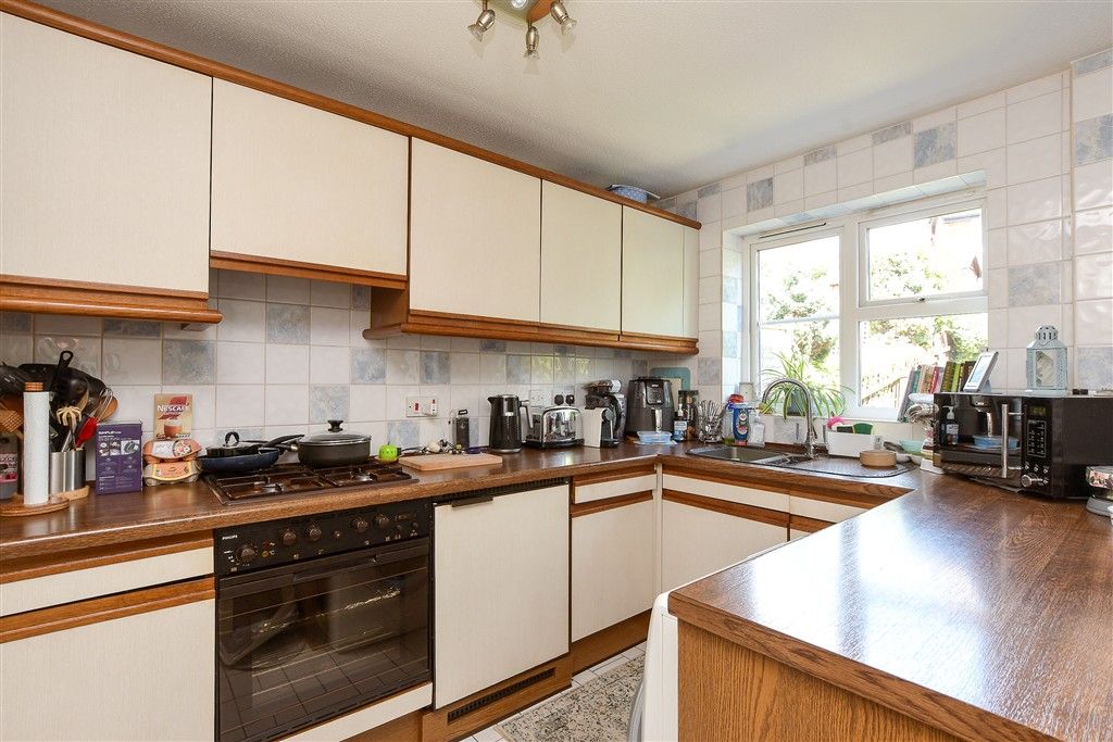 Property photo 3 of 8 Kitchen/Diner