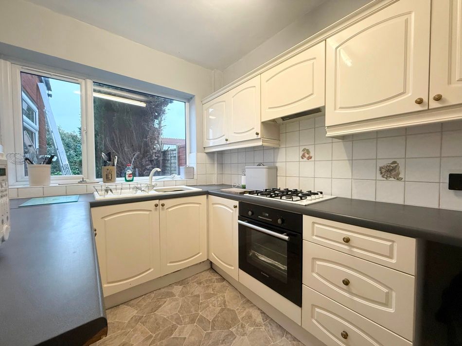 Property photo 2 of 16 Img_E1652