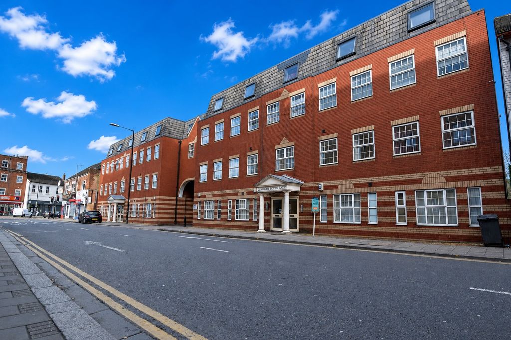 Property photo 1 of 7 5186201