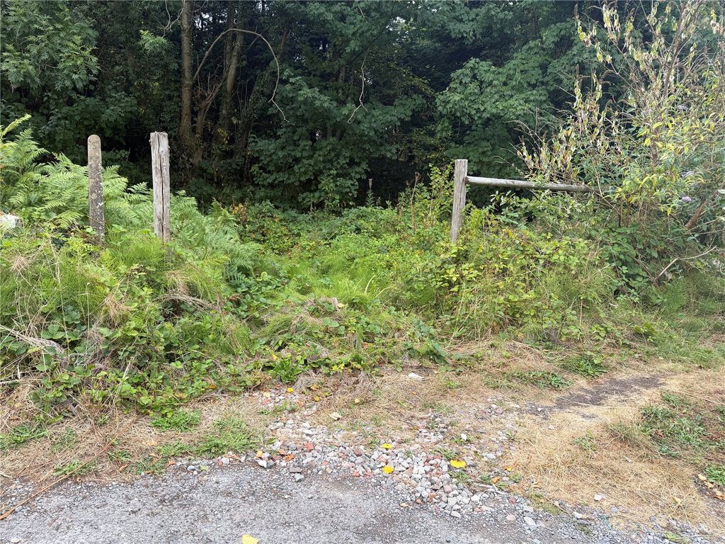 Property photo 3 of 7 Picture No. 19