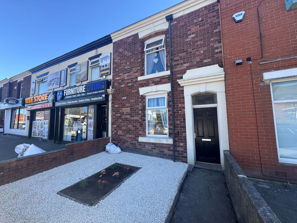 Property photo 1 of 8