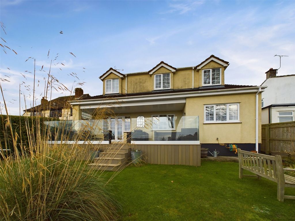 Property photo 1 of 26 Picture No. 32