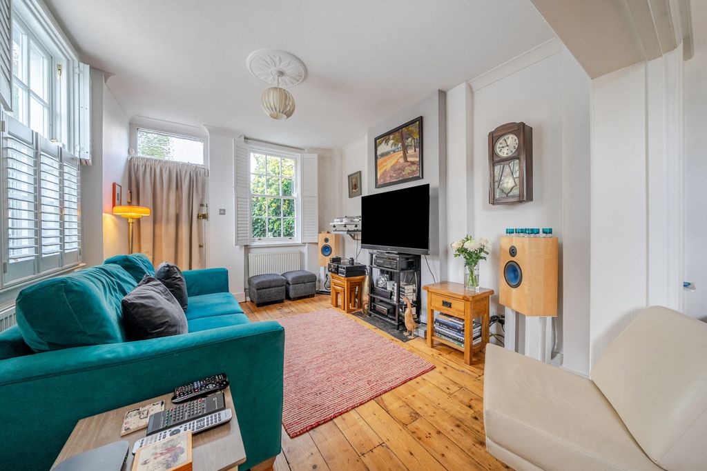Property photo 2 of 20 1530555-3-6Ad09cc...
