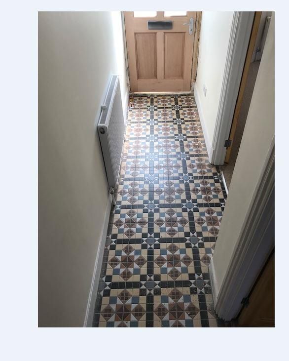 Property photo 2 of 10 Entrance Hallway